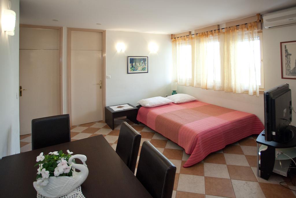 Ideal Location Split Apartments Pokój zdjęcie