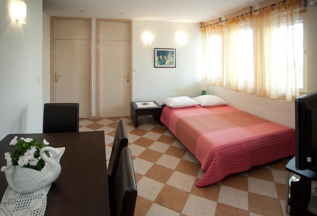 Ideal Location Split Apartments Pokój zdjęcie